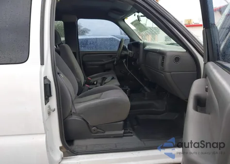 2006 Chevrolet Silverado 2500Hd Work Truck z USA, uszkodzony, nr VIN 1GCHC29236E194061